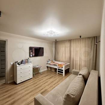 Продается 1-комнатная квартира, 39,5 м²