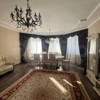 Продается Дом, 310 м²