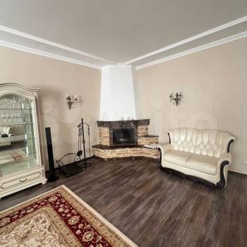 Продается Дом, 310 м²