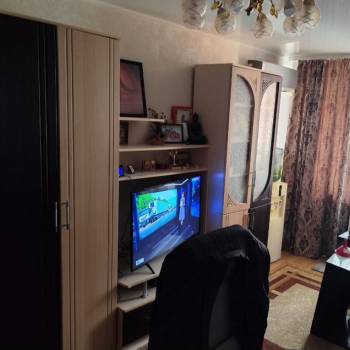 Продается 1-комнатная квартира, 42 м²