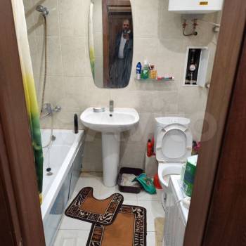 Продается 1-комнатная квартира, 42 м²