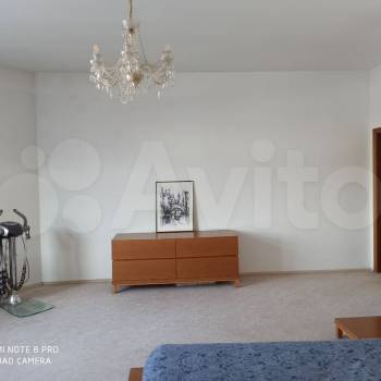 Продается Многокомнатная квартира, 199,4 м²