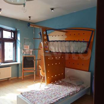 Продается Многокомнатная квартира, 199,4 м²