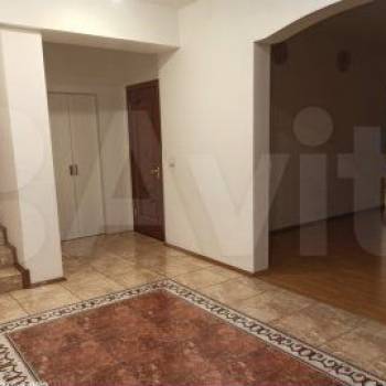 Продается Многокомнатная квартира, 199,4 м²