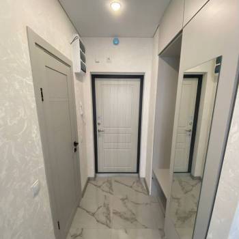 Продается 1-комнатная квартира, 37 м²