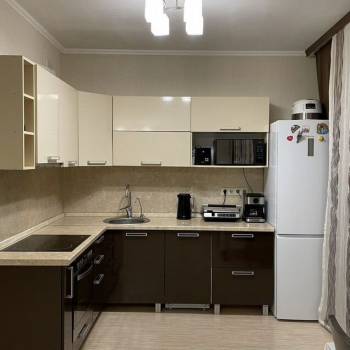 Продается 1-комнатная квартира, 54,5 м²