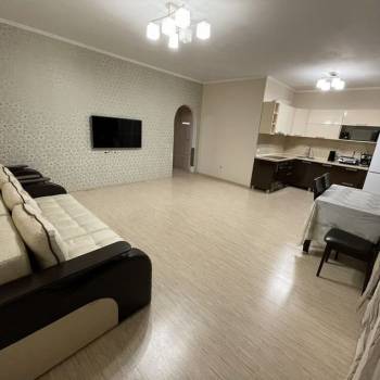 Продается 1-комнатная квартира, 54,5 м²