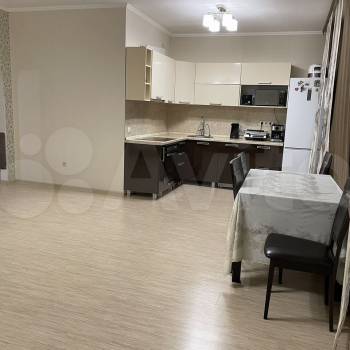 Продается 1-комнатная квартира, 54,5 м²