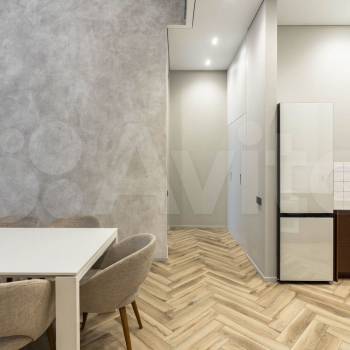 Продается 2-х комнатная квартира, 140 м²