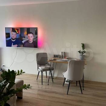 Продается 1-комнатная квартира, 39 м²