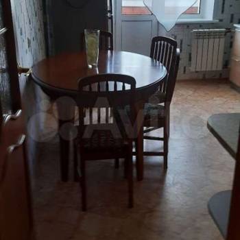 Сдается 2-х комнатная квартира, 75 м²