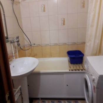 Сдается 2-х комнатная квартира, 75 м²