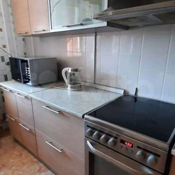 Сдается 2-х комнатная квартира, 75 м²