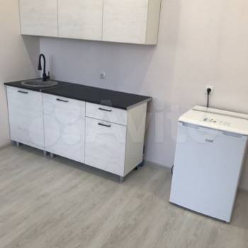 Продается 1-комнатная квартира, 51 м²