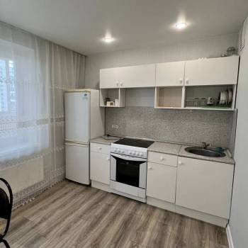 Продается 1-комнатная квартира, 41 м²