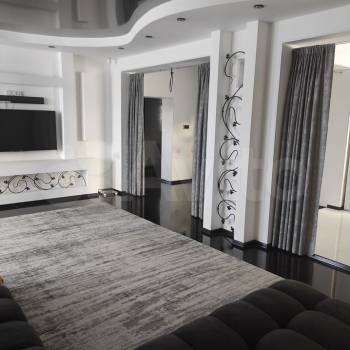 Продается Дом, 180 м²