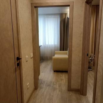 Продается 1-комнатная квартира, 37 м²