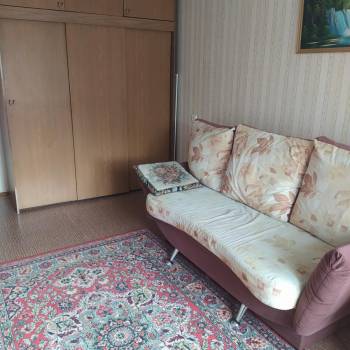 Сдается Многокомнатная квартира, 64 м²