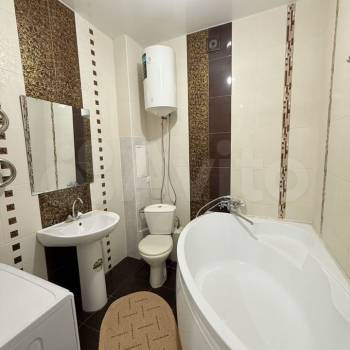 Продается 1-комнатная квартира, 50 м²