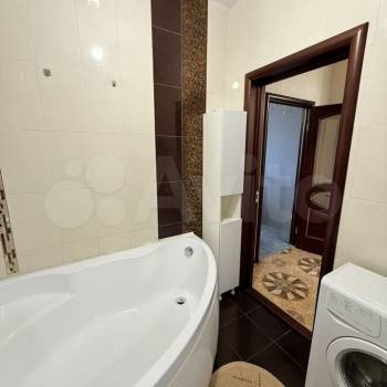 Продается 1-комнатная квартира, 50 м²