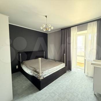 Продается 1-комнатная квартира, 50 м²