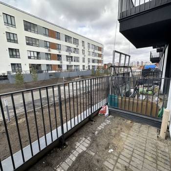 Продается 1-комнатная квартира, 62,5 м²