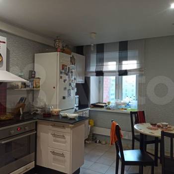 Продается 3-х комнатная квартира, 90,6 м²