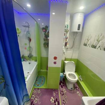 Продается 1-комнатная квартира, 42 м²