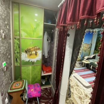 Продается 1-комнатная квартира, 42 м²