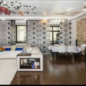 Продается Многокомнатная квартира, 167 м²