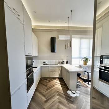 Продается 2-х комнатная квартира, 53 м²