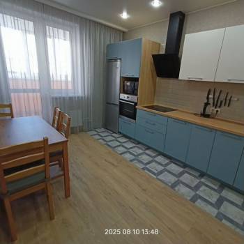 Продается 1-комнатная квартира, 41 м²
