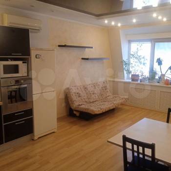 Продается Многокомнатная квартира, 130 м²