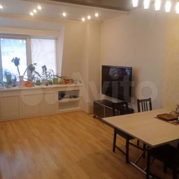 Продается Многокомнатная квартира, 130 м²