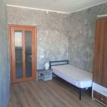 Продается Многокомнатная квартира, 130 м²