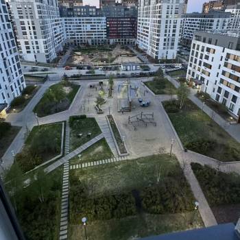 Продается 1-комнатная квартира, 122 м²