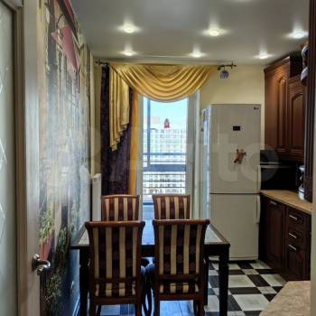 Сдается Многокомнатная квартира, 80 м²