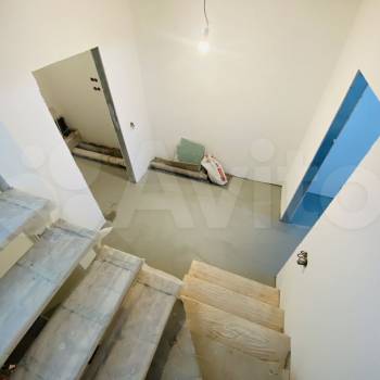 Продается 1-комнатная квартира, 62,5 м²