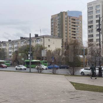 Продается 1-комнатная квартира, 62,5 м²