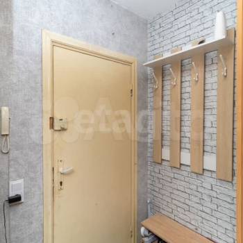 Продается 1-комнатная квартира, 38 м²
