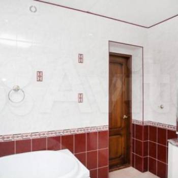 Продается Многокомнатная квартира, 145,8 м²