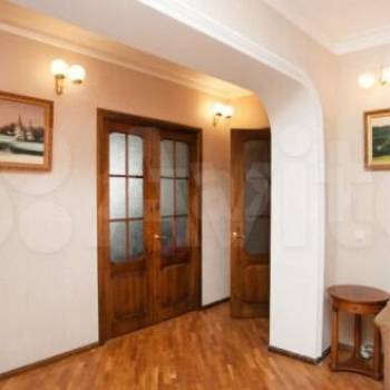 Продается Многокомнатная квартира, 145,8 м²