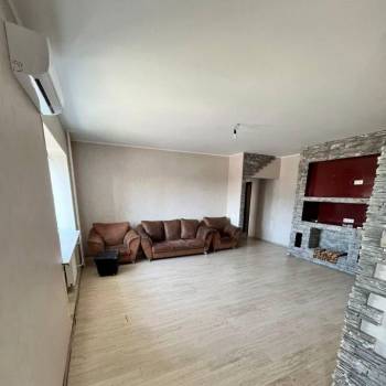 Продается 3-х комнатная квартира, 98,4 м²