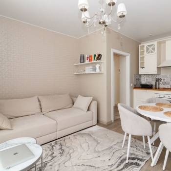 Продается 1-комнатная квартира, 42,6 м²