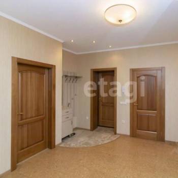 Продается Многокомнатная квартира, 121 м²