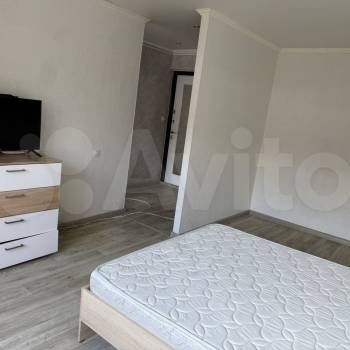 Продается 1-комнатная квартира, 30,6 м²