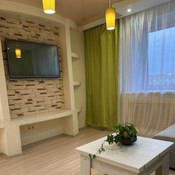 Сдается 2-х комнатная квартира, 66 м²