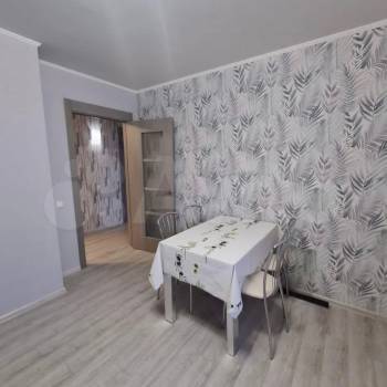 Продается 2-х комнатная квартира, 56 м²