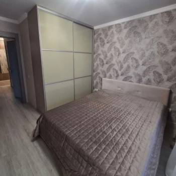 Продается 2-х комнатная квартира, 56 м²