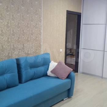 Продается 1-комнатная квартира, 44 м²